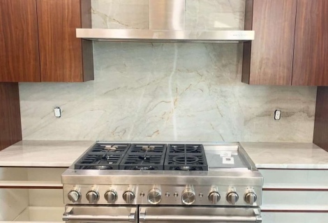 quartz-backsplash